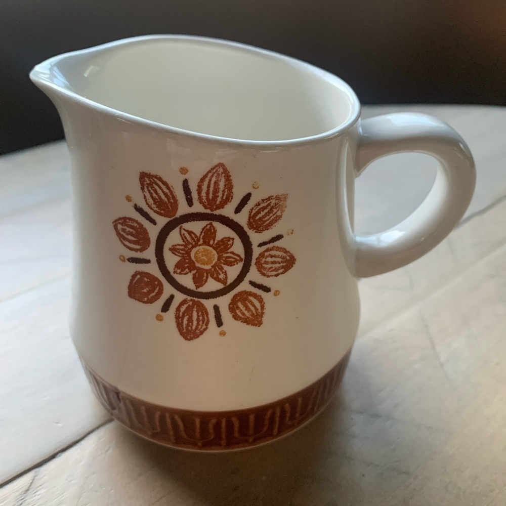 Merida Ironstone Creamer #4212 Replaced Piece Excellent Condition
